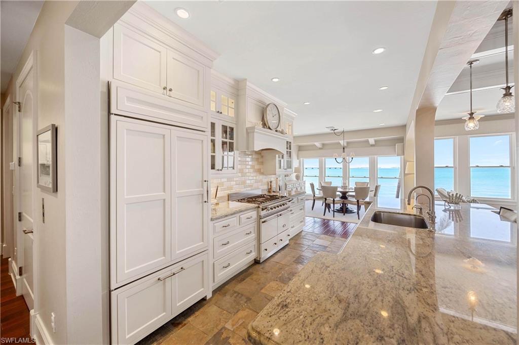 SANIBEL ESTATES - Residential