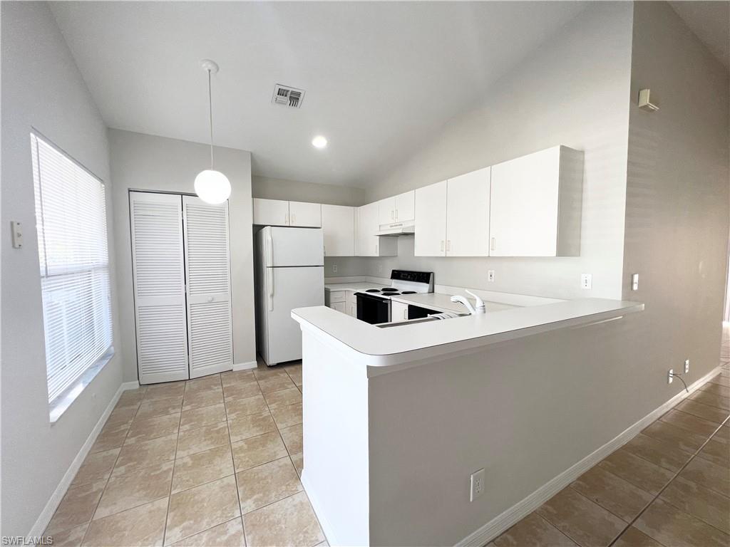 SUMMERLIN TRACE CONDO - Residential Lease
