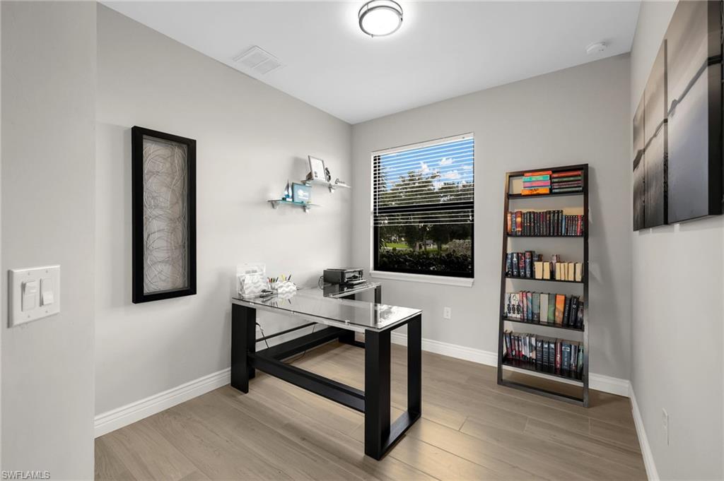 BUCKINGHAM PARK - Residential