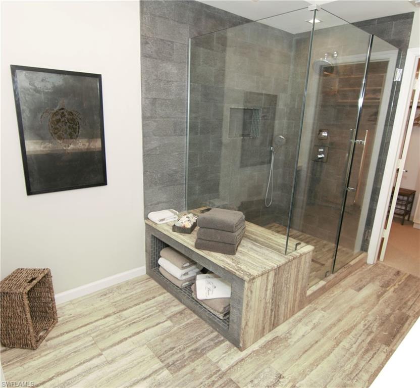 BAYPOINTE AT NAPLES CAY - Residential