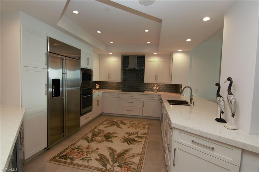 BAYPOINTE AT NAPLES CAY - Residential