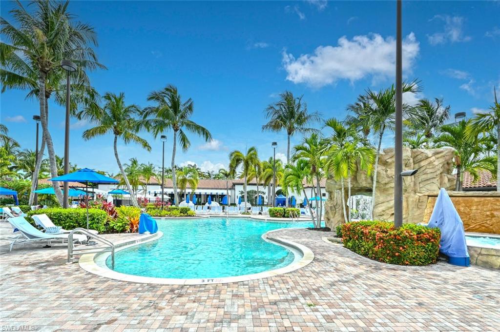 NAPLES BAY RESORT - Residential Lease