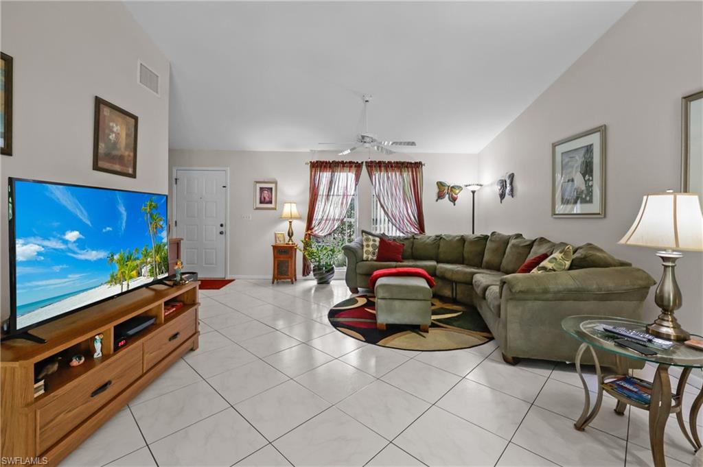 SAN CARLOS PARK - Residential