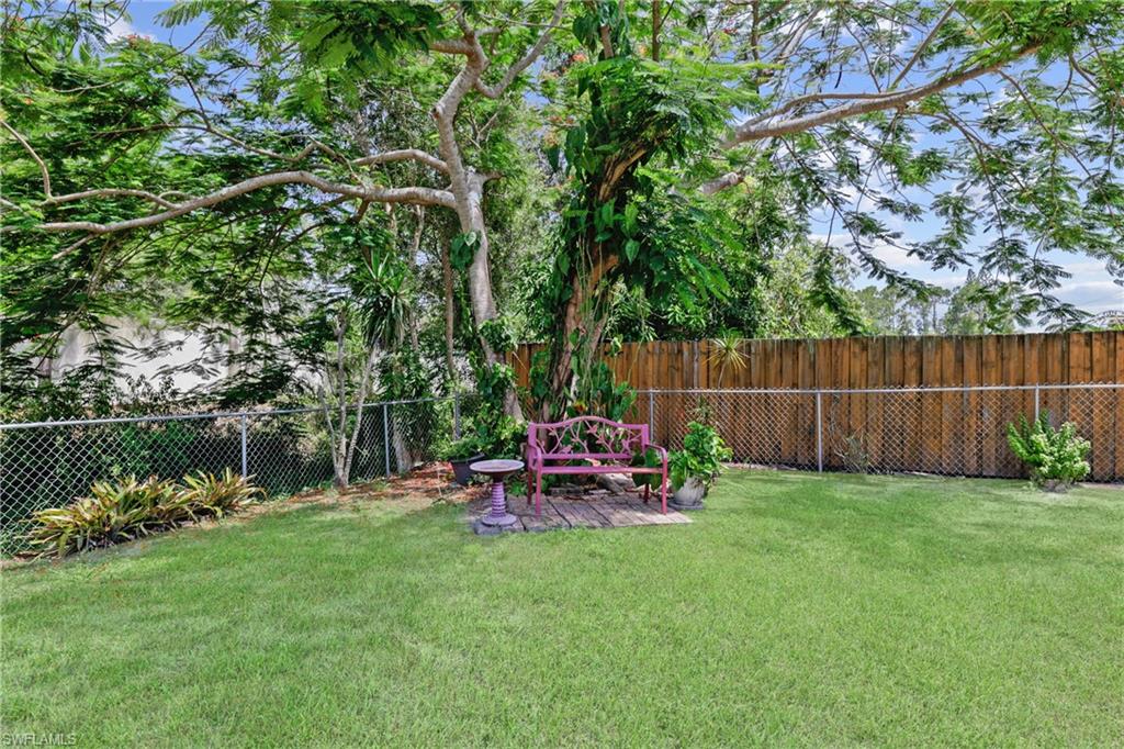 SAN CARLOS PARK - Residential