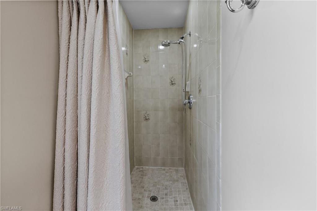 SAN CARLOS PARK - Residential