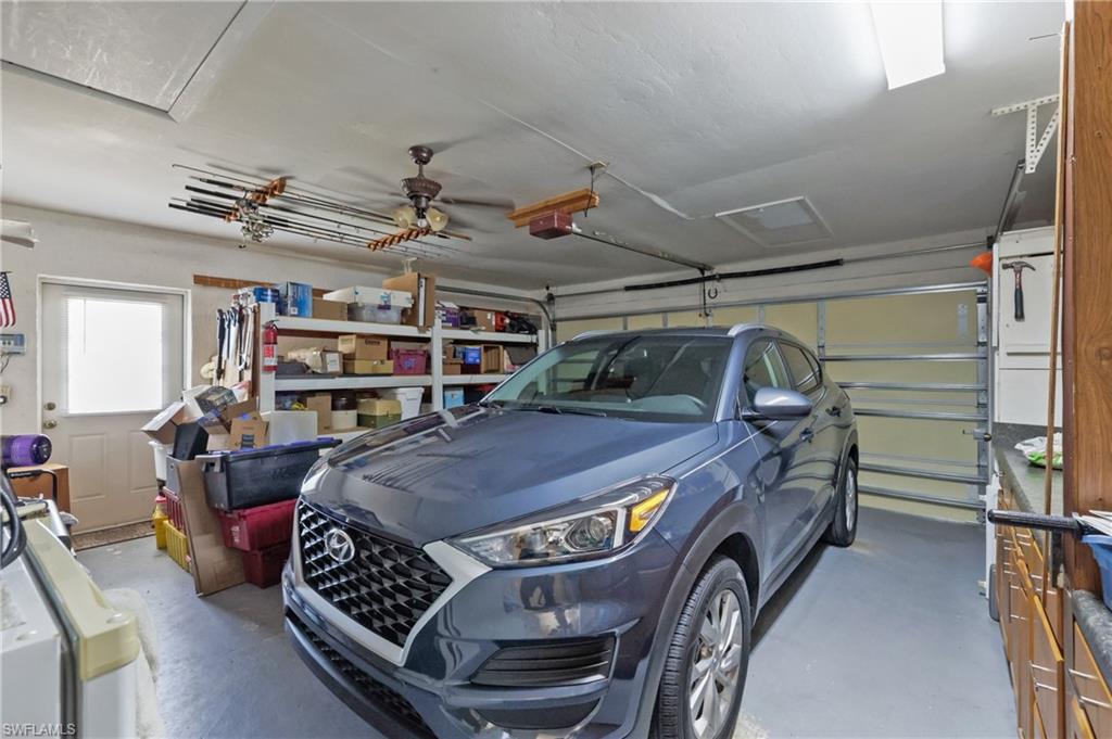 SAN CARLOS PARK - Residential