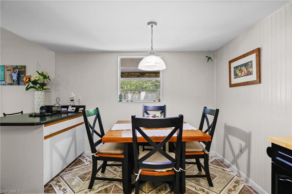 SAN CARLOS PARK - Residential