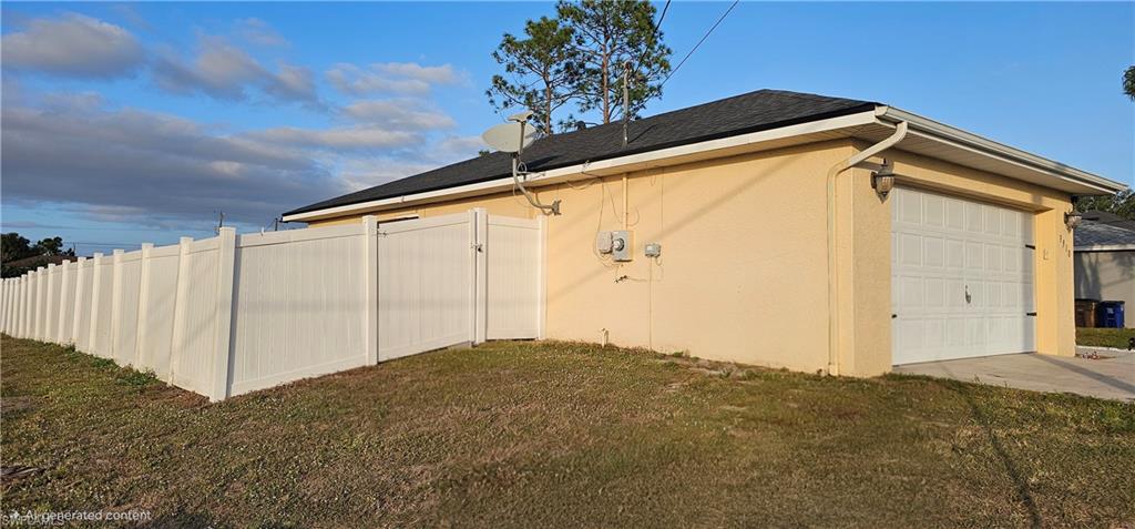 LEHIGH ACRES - Residential