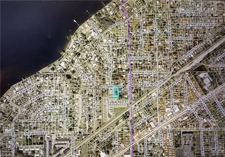 0.5 Acres, on excellent location, rarely available lot, vacant residential, minutes away from downtown Fort Myers, great restaurants, also minutes away from Palm beach boulevard, between US-41 and I-75.
