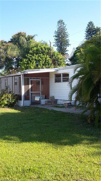 SHELTERING PINES - Residential
