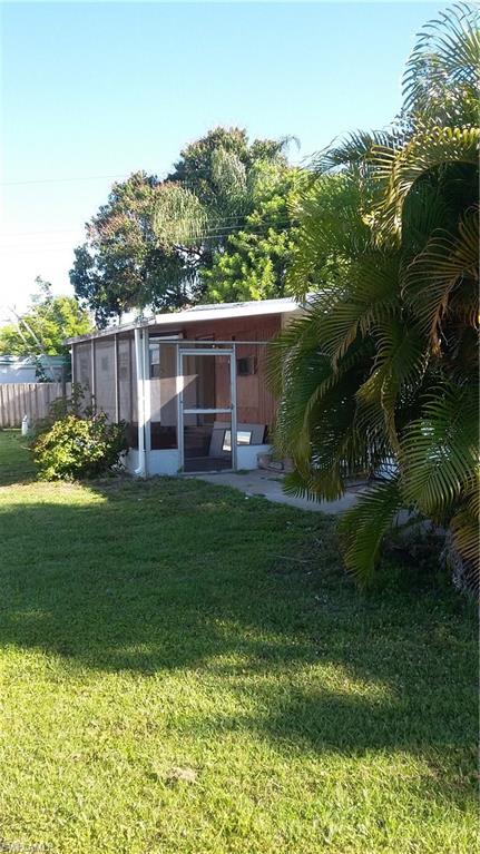 SHELTERING PINES - Residential