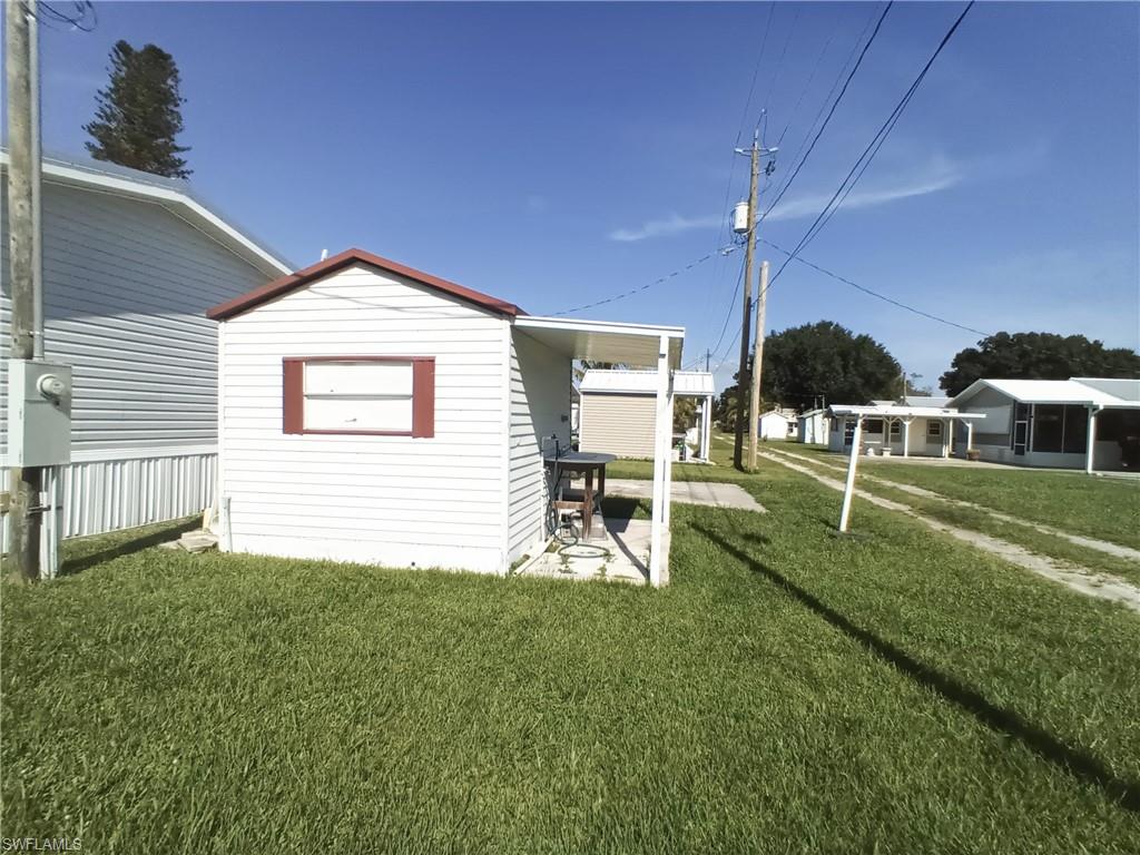 MOORE HAVEN - Residential