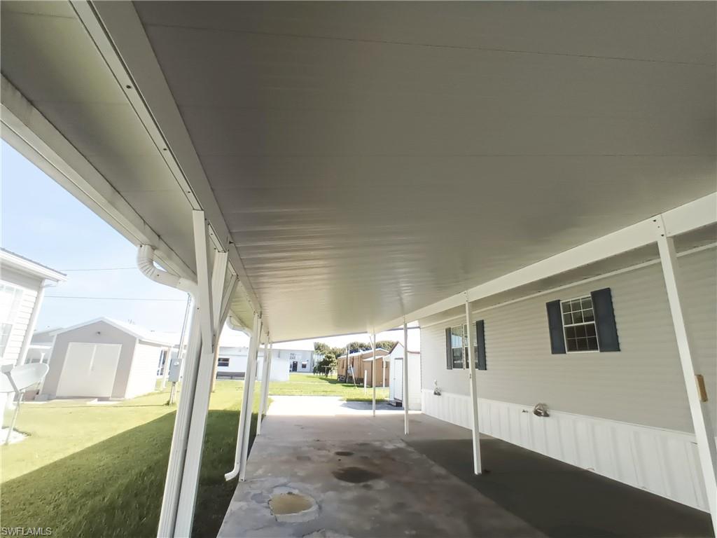 MOORE HAVEN - Residential