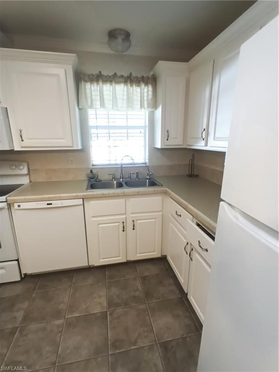 MOORE HAVEN - Residential