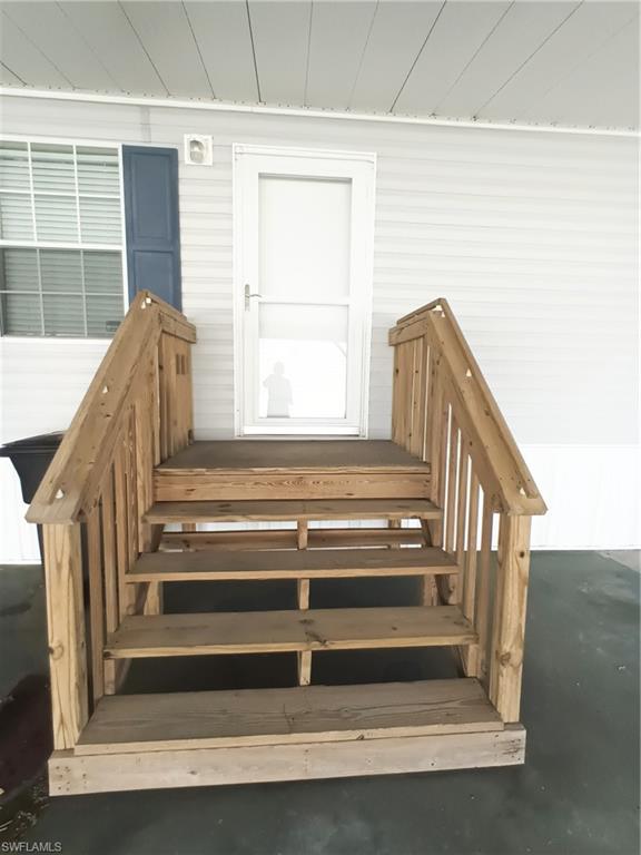 MOORE HAVEN - Residential