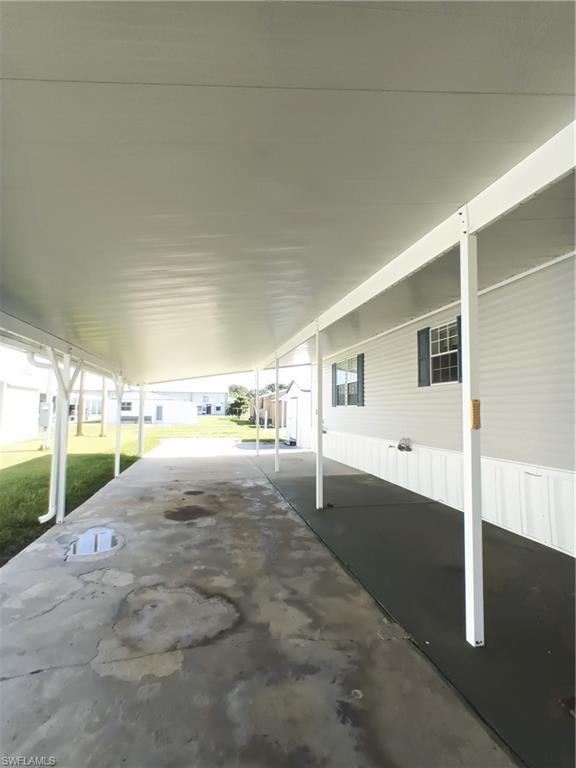 MOORE HAVEN - Residential