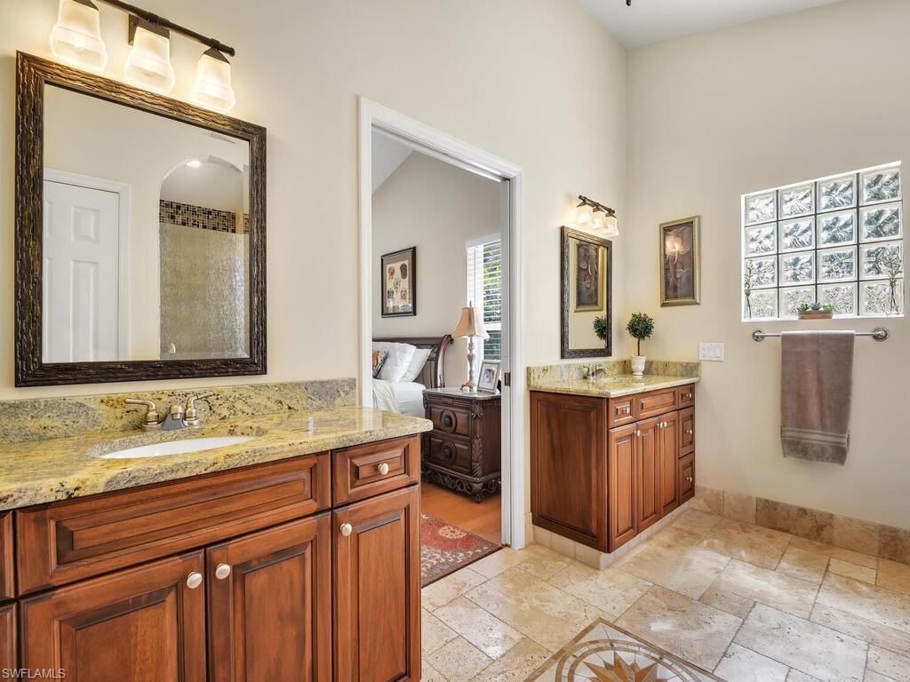 BERKSHIRE LAKES - Residential