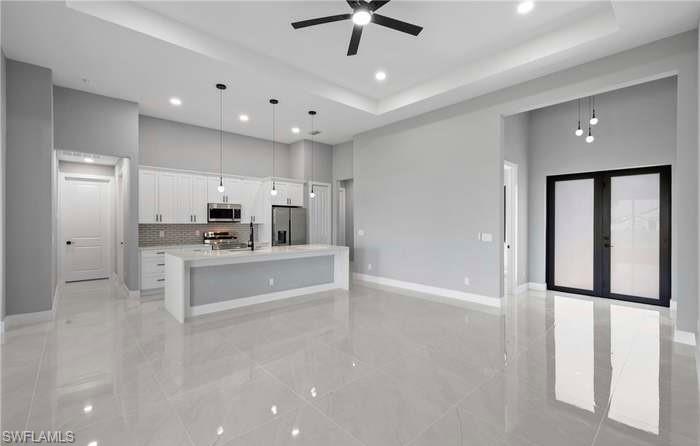 CAPE CORAL - Residential Lease