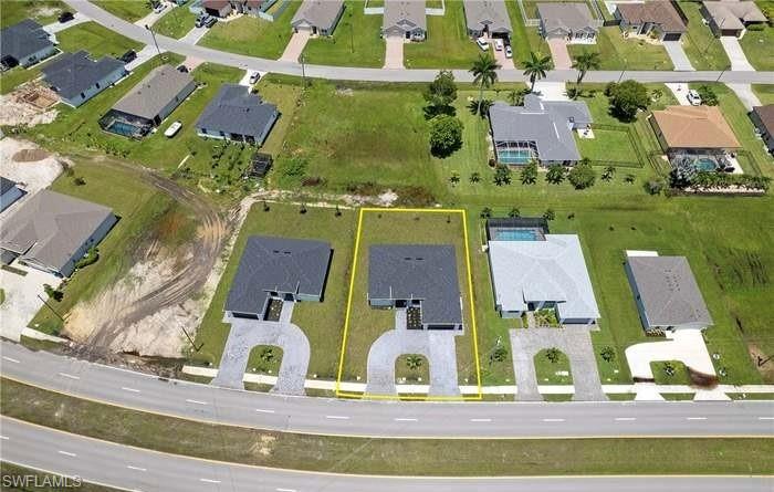 CAPE CORAL - Residential Lease