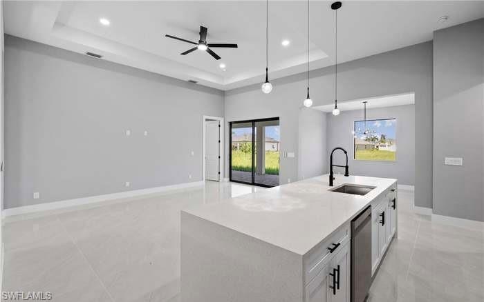 CAPE CORAL - Residential Lease