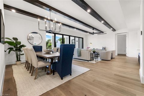 1130 3rd AVE S 211 NAPLES FL 34102