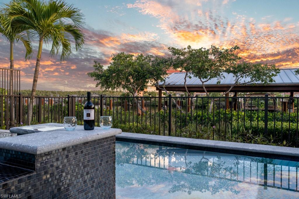 MANGROVE BAY - Residential