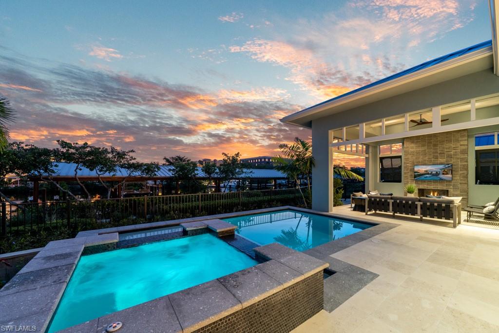 MANGROVE BAY - Residential