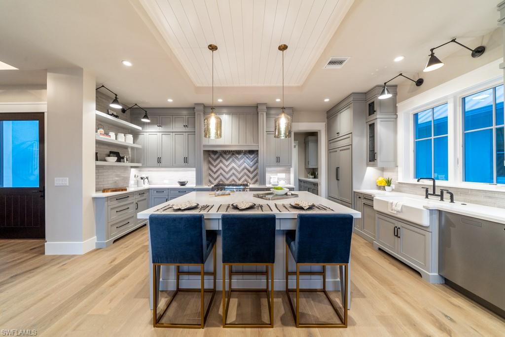 MANGROVE BAY - Residential