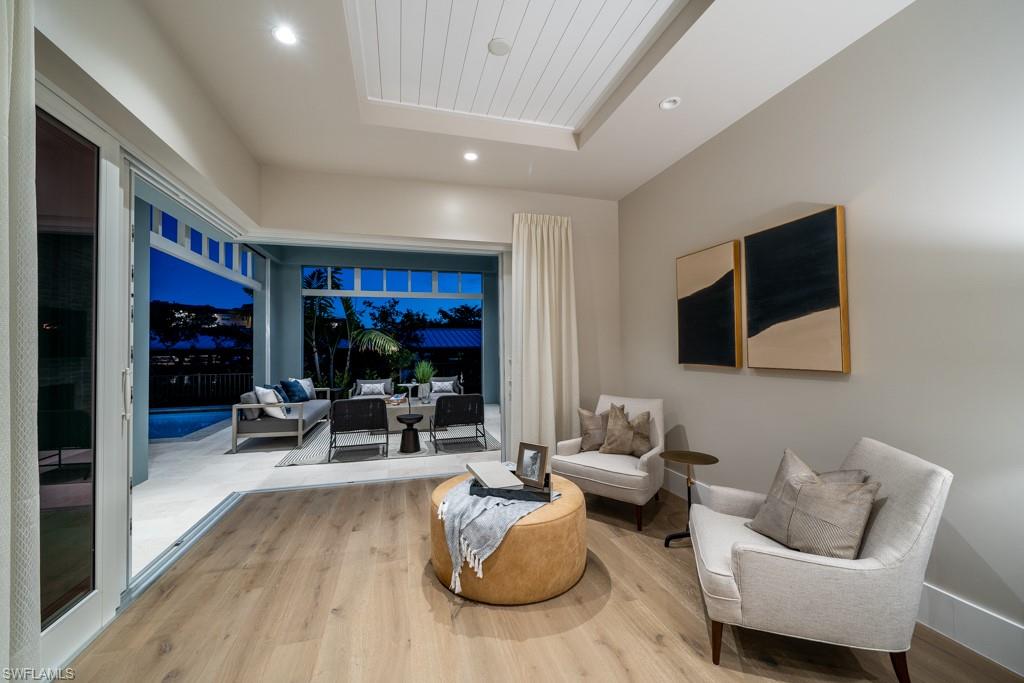 MANGROVE BAY - Residential