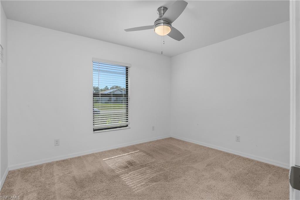 MIRROR LAKES - Residential Lease