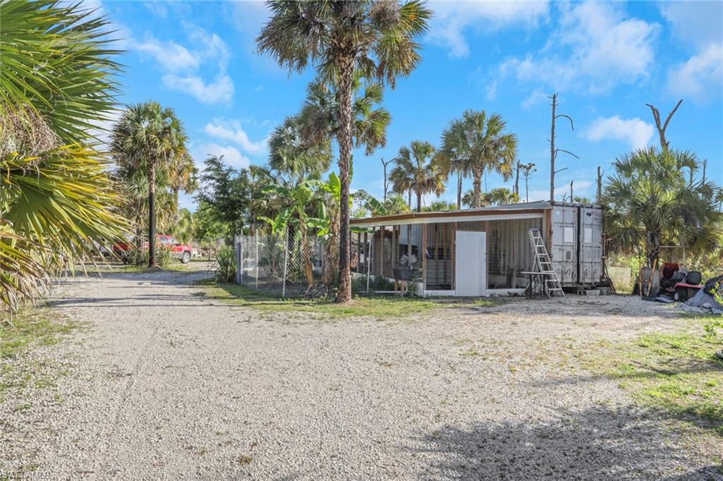 GOLDEN GATE ESTATES - Residential