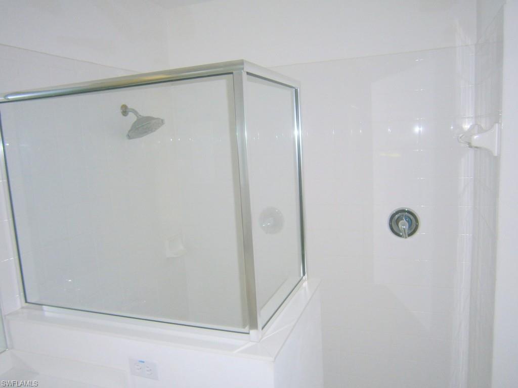 JONATHANS BAY - Residential