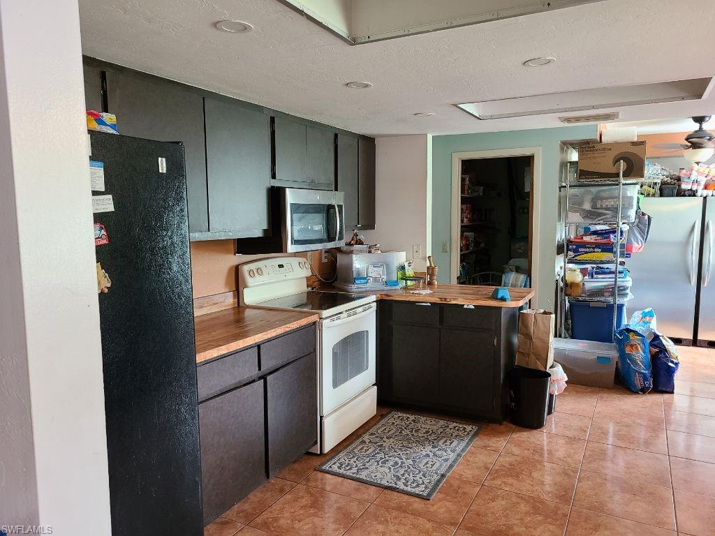 ACREAGE - Residential