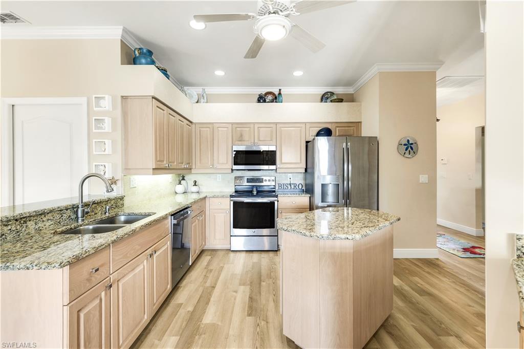 CEDAR CREEK - Residential