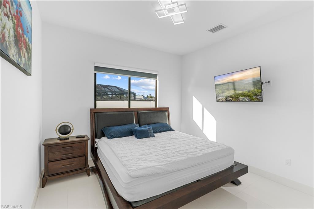 RIVERSIDE - Residential