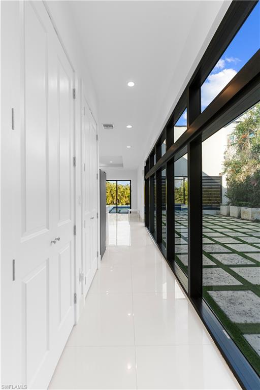 RIVERSIDE - Residential