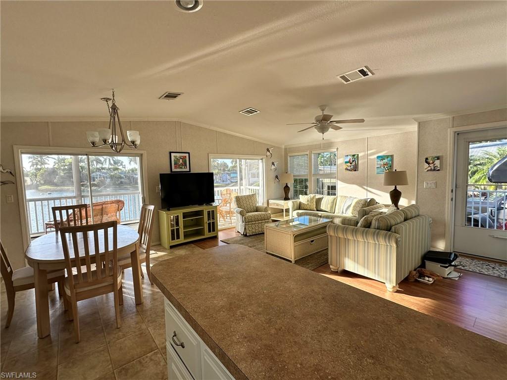 SILVER LAKES - Residential