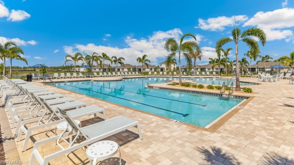 CORAL BAY - Residential