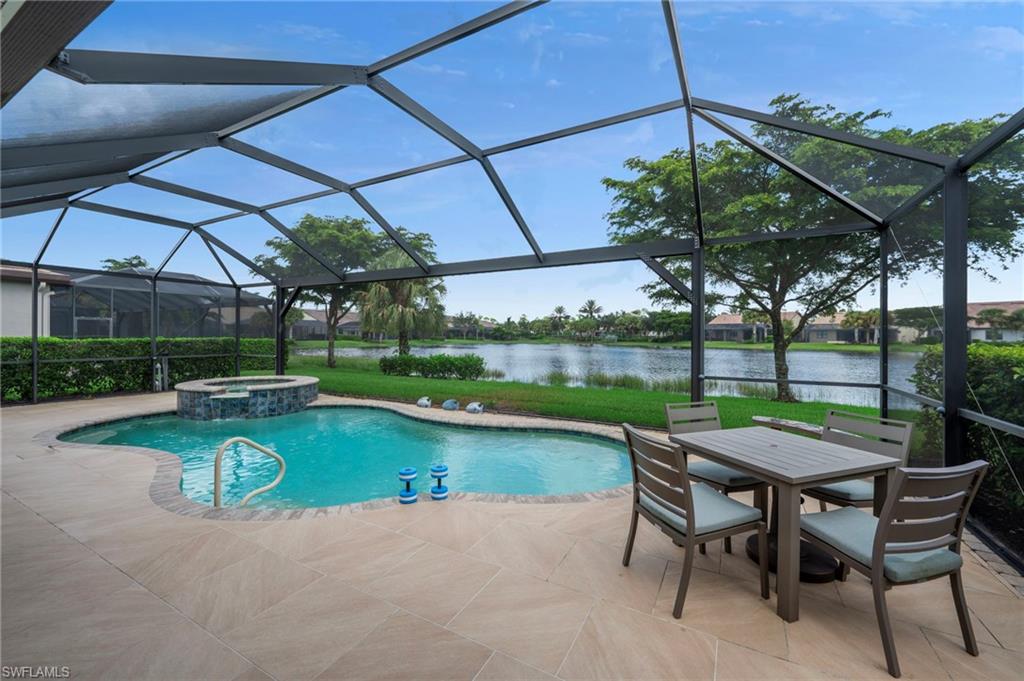 16226 Camden Lakes CIR