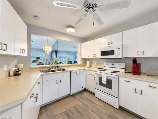 388 BELINA DR APT 12, NAPLES, FL 34104 - Image 8a9b3a41fa8fb33b57f0b93d8161820f/2436350899