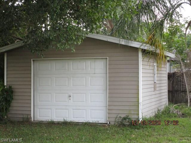 FORT MYERS SHORES - Residential