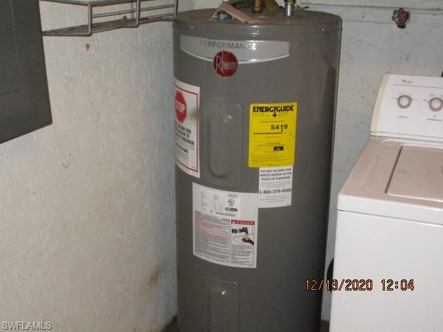 FORT MYERS SHORES - Residential