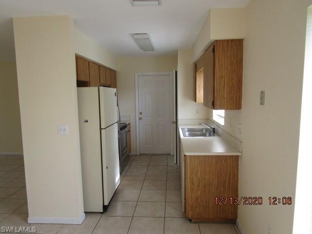 FORT MYERS SHORES - Residential