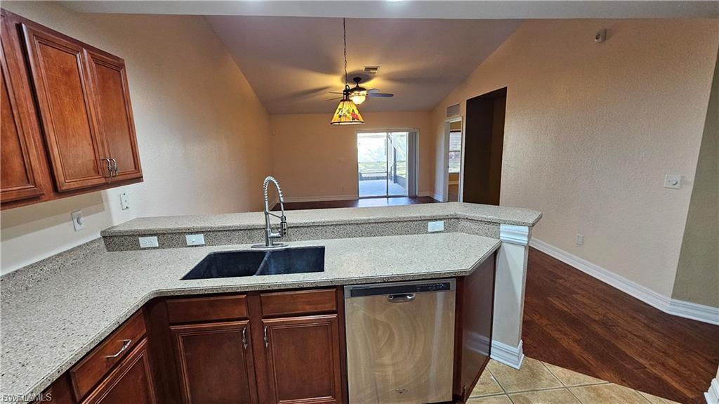 VISTANNA VILLAS - Residential Lease