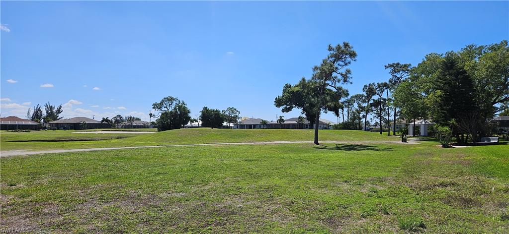 CORAL OAKS GOLF COURSE - Land