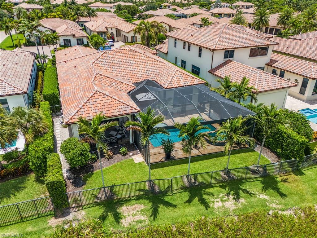 TRADITIONS - Residential