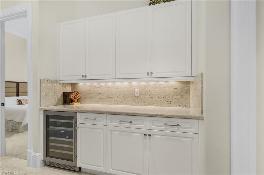 TRADITIONS - Residential