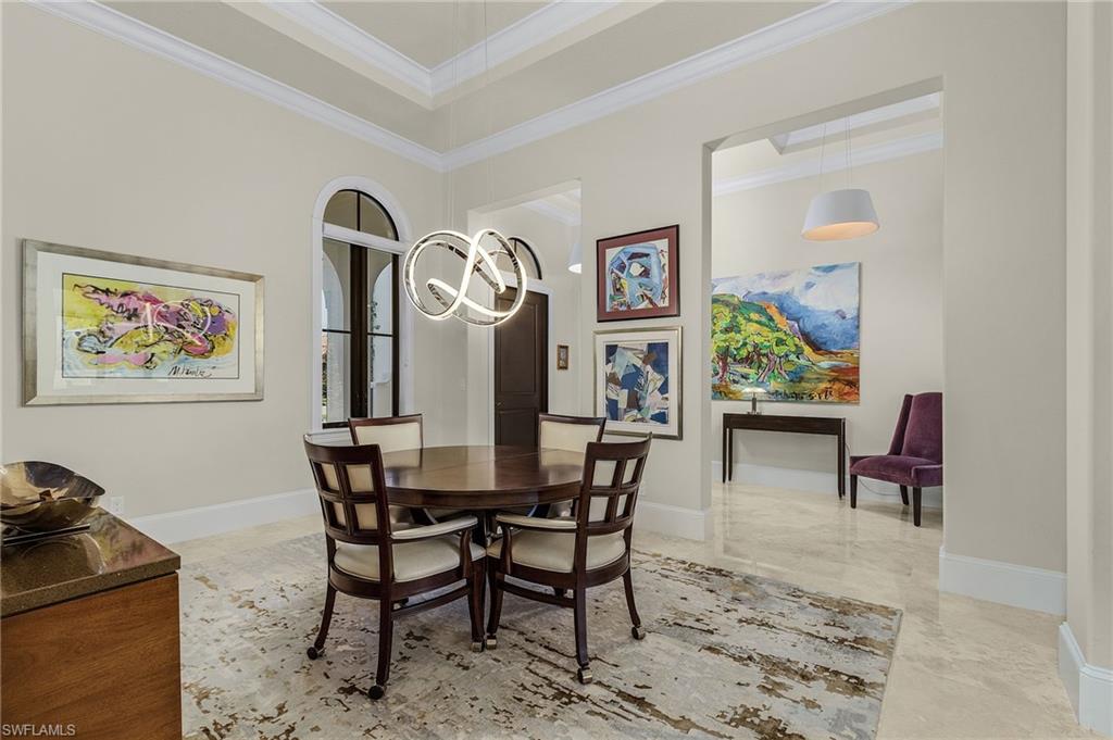 TRADITIONS - Residential