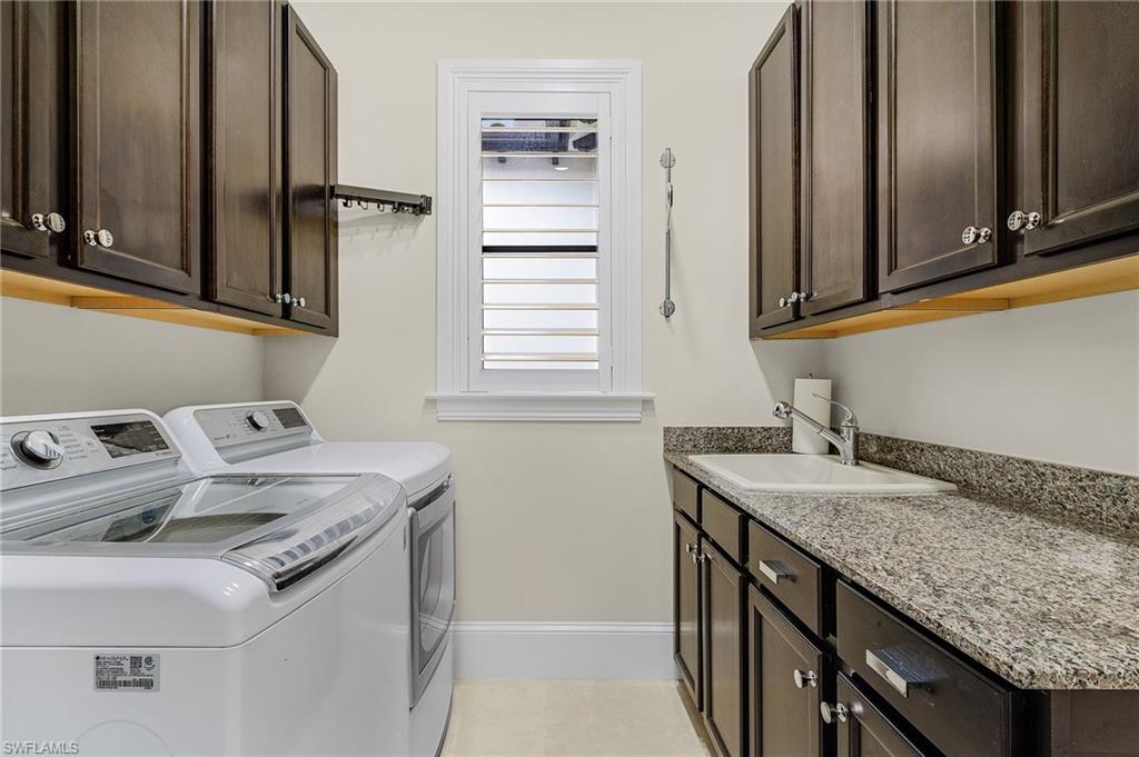 TRADITIONS - Residential