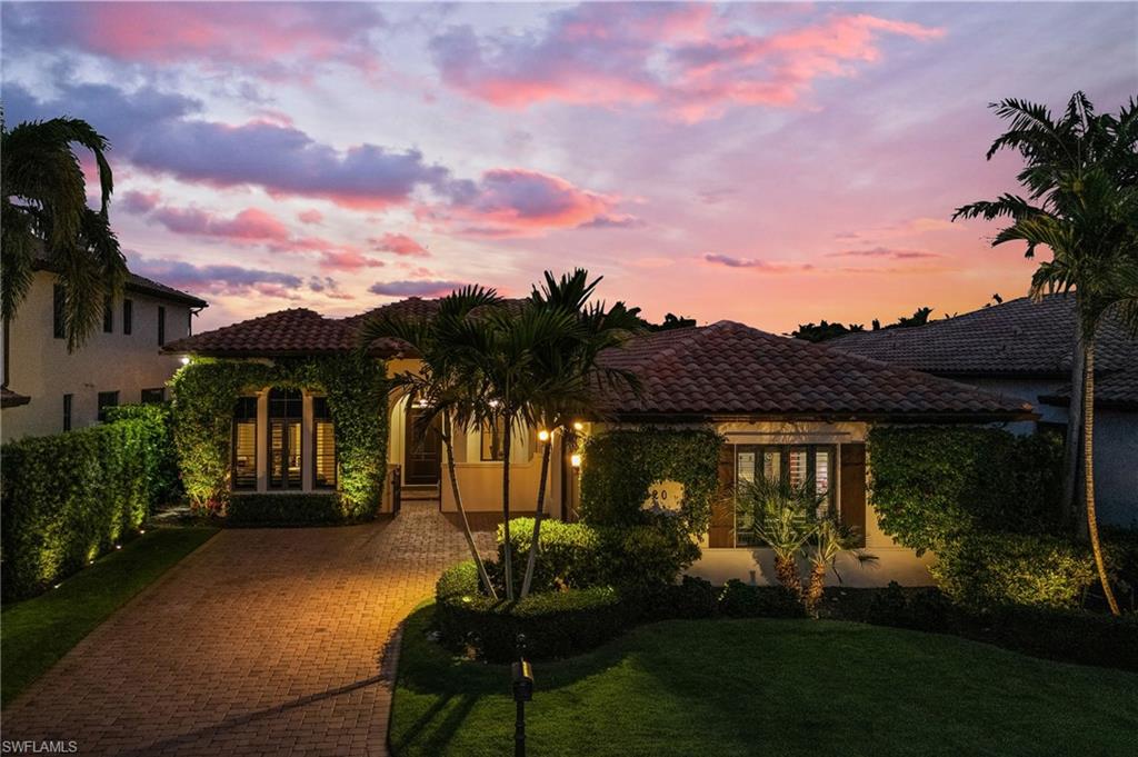 TRADITIONS - Residential